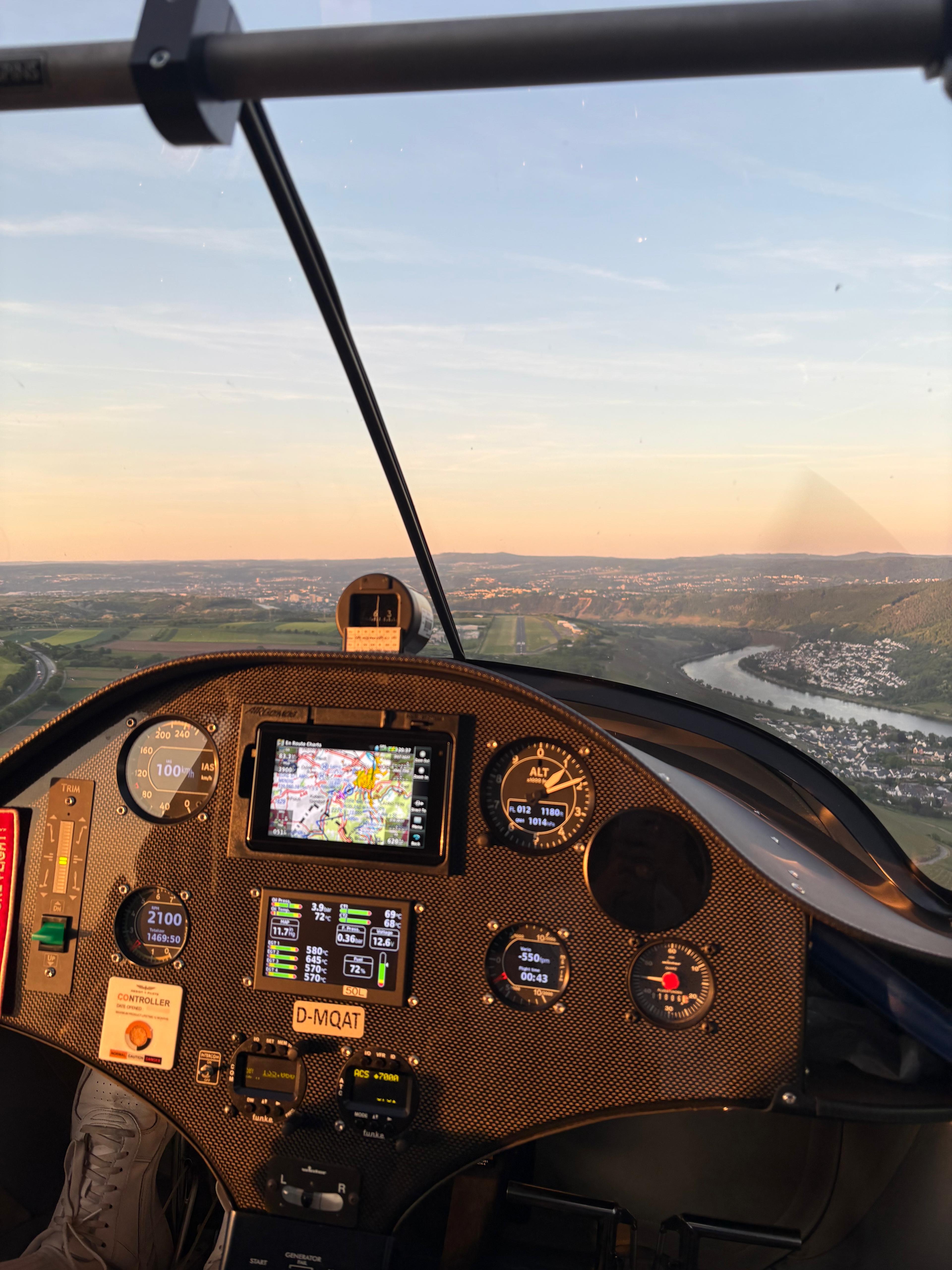 Cockpit und Flugerlebnis